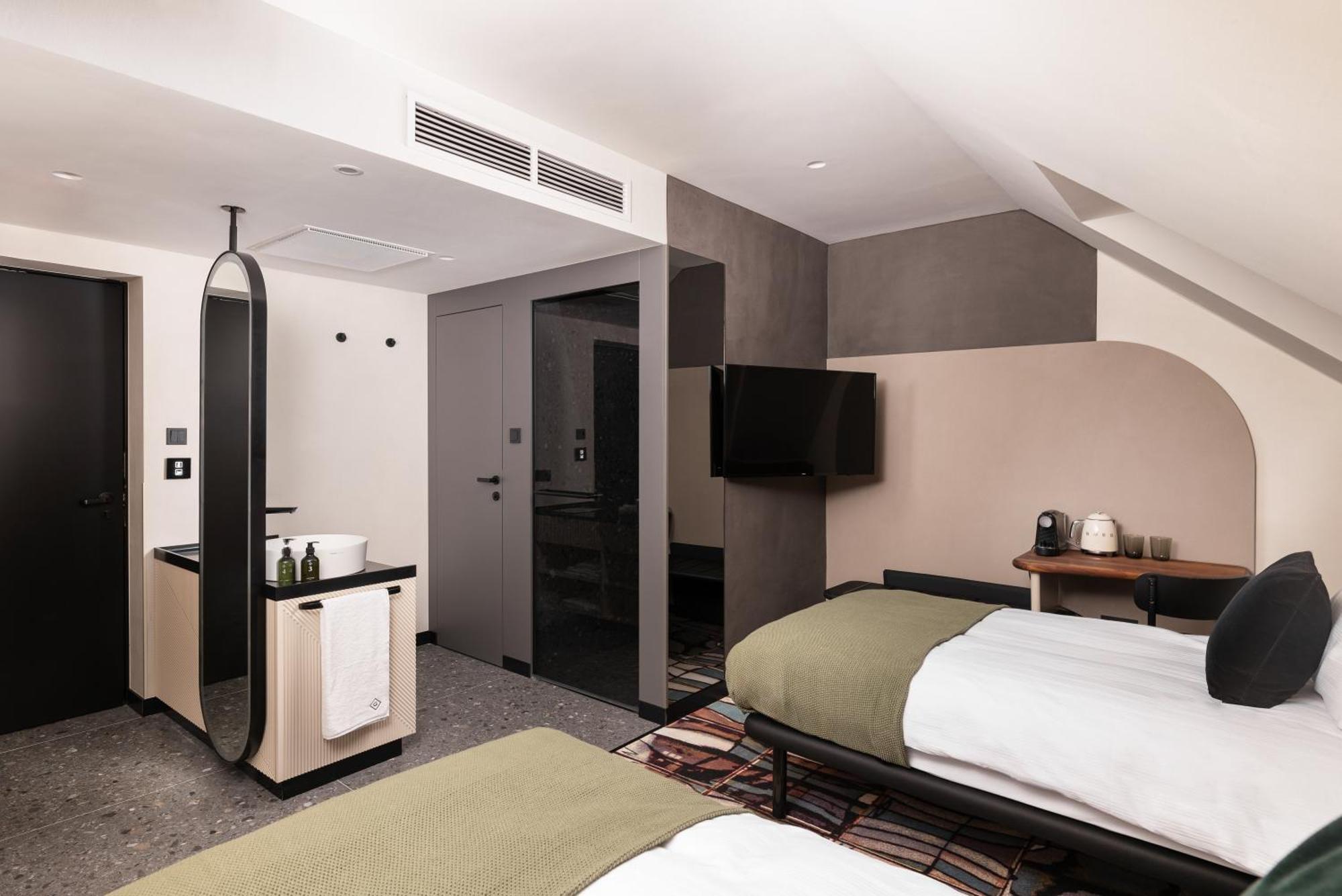 Hotel Gin Budapest Exterior photo